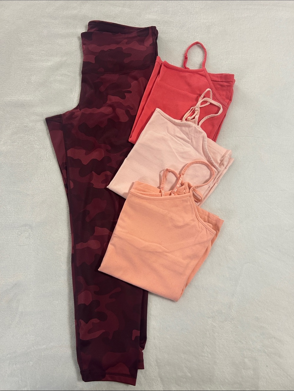 GAP Women’s Leggings & 3 Tank Tops Set - Coral, Peach, Blush & Maroon